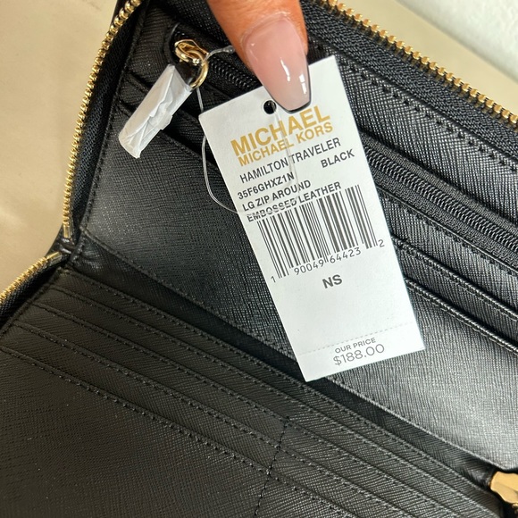 Stunning Michael Kors Hamilton Wallet - Picture 3 of 5